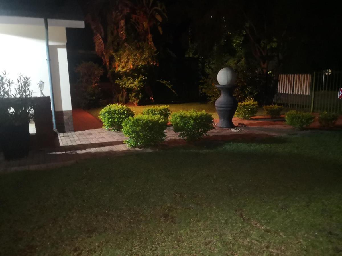 15 On Reitz Bela Bela Villa Exterior photo